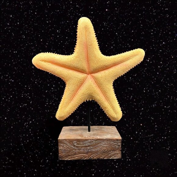 Starfish on Faux Wood Sculpture Figurine Large Wide 11”t 8”w - Picture 2 of 9